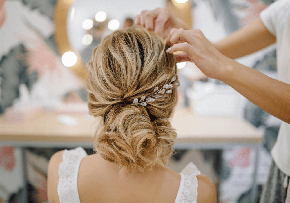 Hair-style course in Adajan Surat - Mahek's Makeup Studio